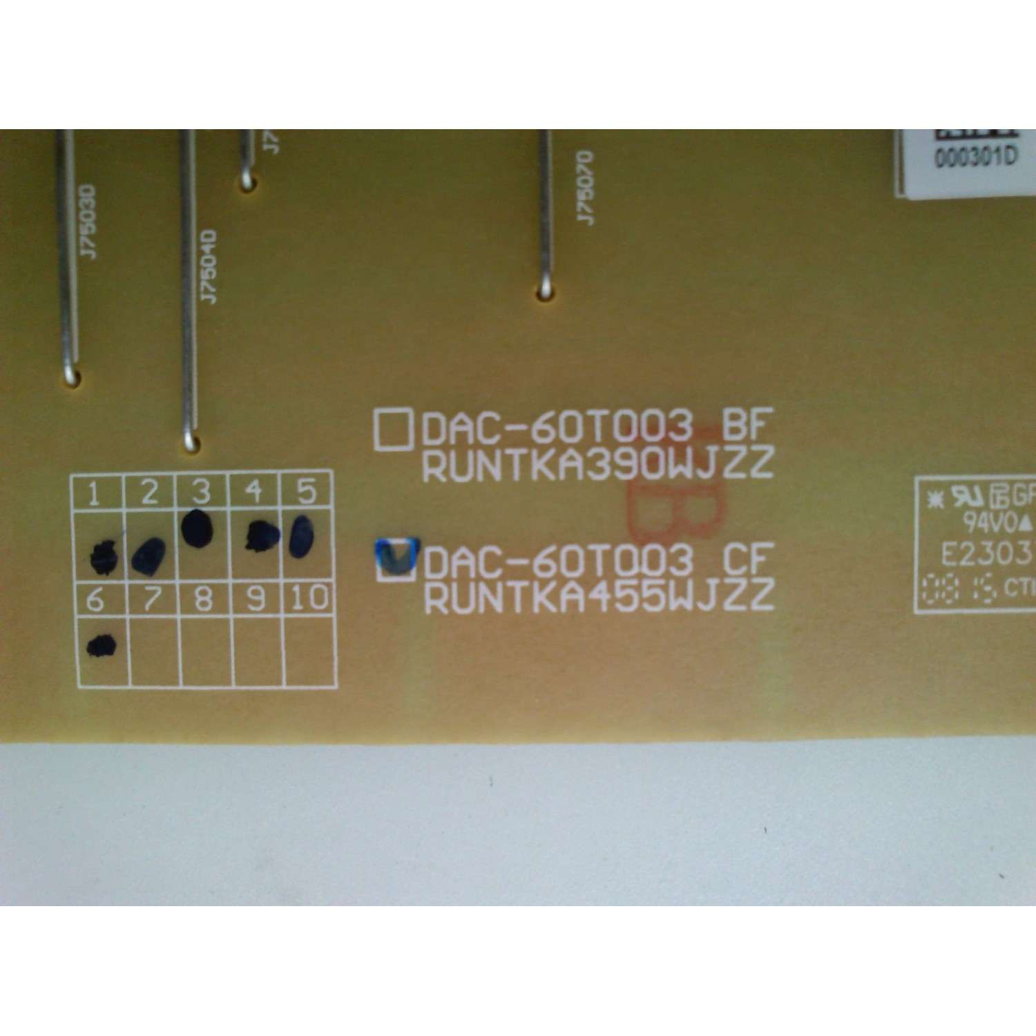 BACKLIGHT INVERSOR / SHARP RUNTKA455WJZZ MODELO LC-46D64U - Imagen 2